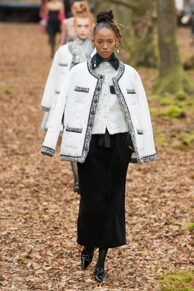 Look 66